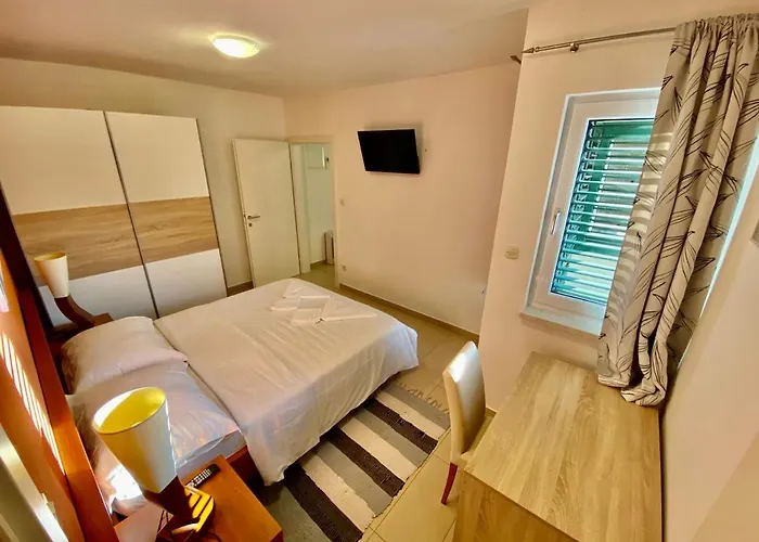 Hills Apartamento Makarska