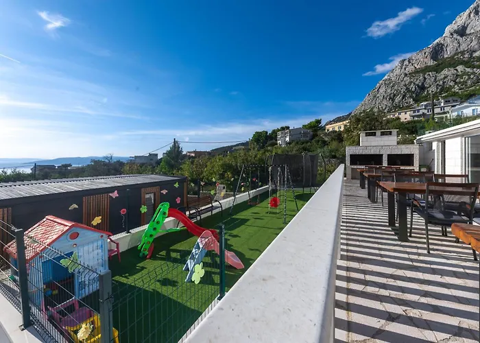 Hills * Makarska