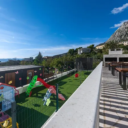 Hills * Makarska